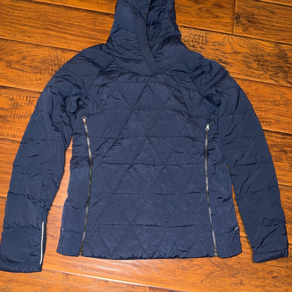 Lululemon Navy Puffer Jacket-size 10